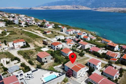Apartments with parking space Pag - 24714