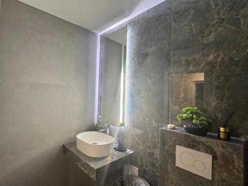 Salt & Stone Residence