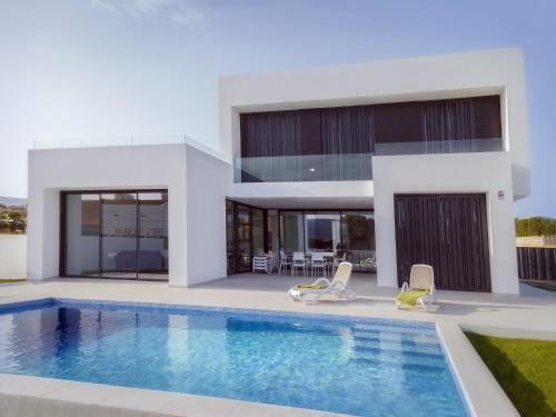Villa in Calpe with Pool near Beach