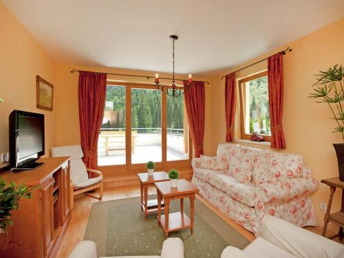 Chalet in Saalbach with Sauna