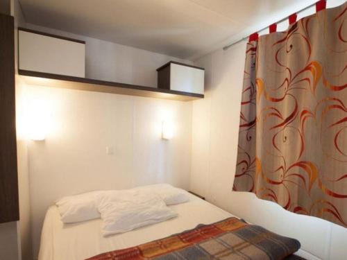 MoncrabeauにあるMobil Home avec Terrasse pour 4 personnes - API-1-52-483のギャラリーの写真