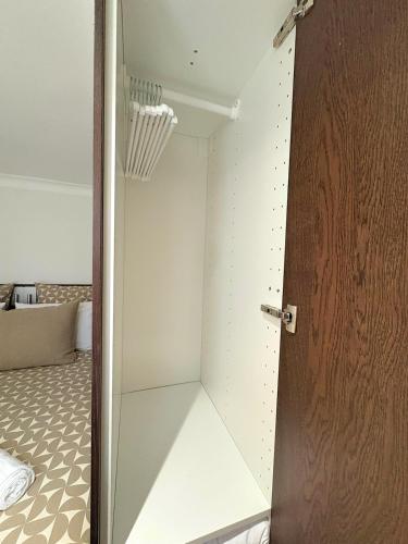 Elegant 1BR Monthly Rental near Place Vendôme