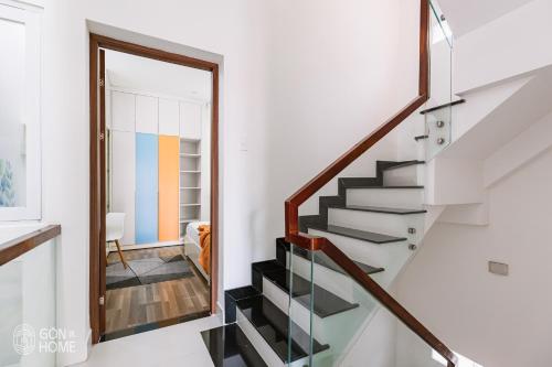 Galeriebild der Unterkunft Private 5-6BRs house - Walk to BenThanh, BuiVien by Gon De Home in Ho-Chi-Minh-Stadt