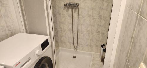 Koupelna v ubytování Apartamento nuevo, mejores vistas Costa Dorada de todo Salou, a 30 segundos de la playa