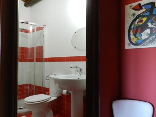 Bilik mandi di Villa Zammarra