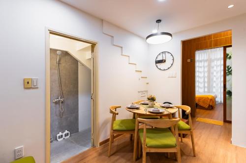 Galeriebild der Unterkunft Private 5-6BRs house - Walk to BenThanh, BuiVien by Gon De Home in Ho-Chi-Minh-Stadt
