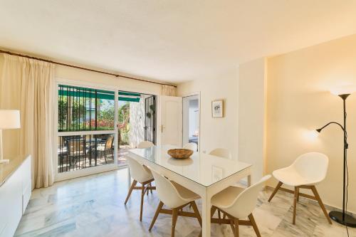 Marbella Lunamar Jardín 4Hab