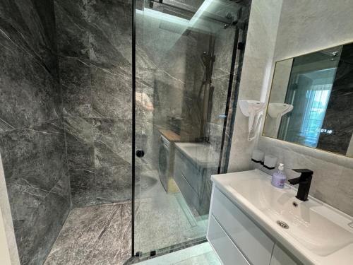 Et badeværelse på An apartment in the very center of Tashkent