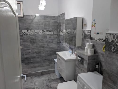 Koupelna v ubytování Déjà-Vu Old Town Apartment