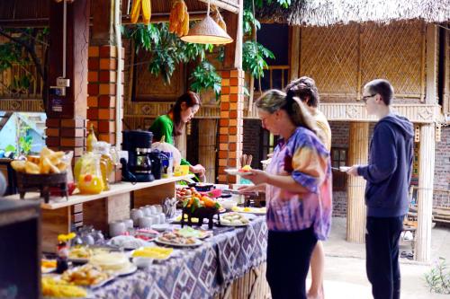 Mad i chaletet eller i nærheden