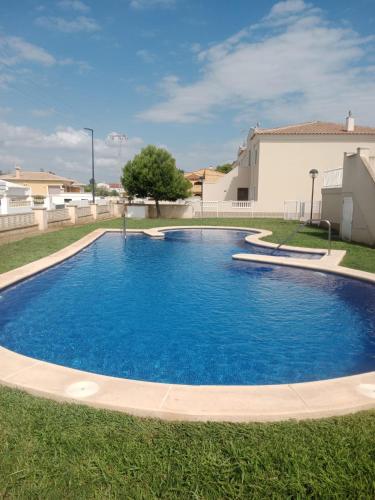 Apartamento a 200m Playa Santa Anna