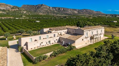 Gallery image of Ballium Luxury Relais in Avola