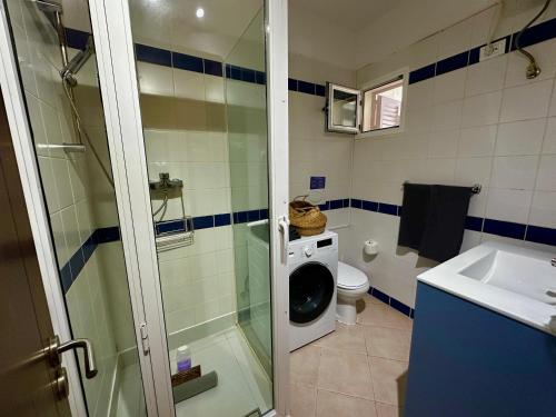 Un baño de Leme Bedje - By Bobbywashere