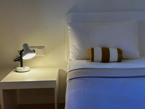 Cama o camas de una habitación en Leme Bedje - By Bobbywashere