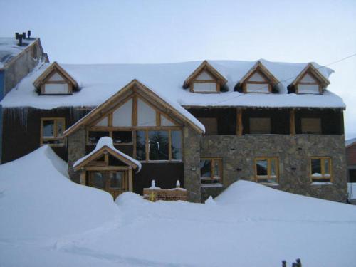 Ruca Pehuen Eco-Lodge De Montaña durante el invierno