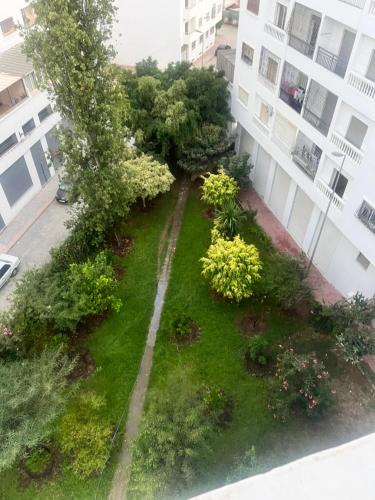 Un jardín fuera de Duplex Tanja