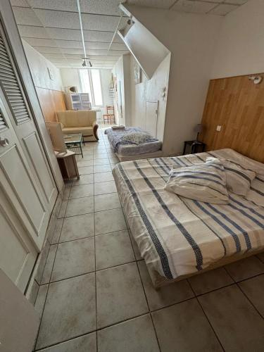 Appartement charmant à Néris-les-Bains - 30 m² - Jardin privé