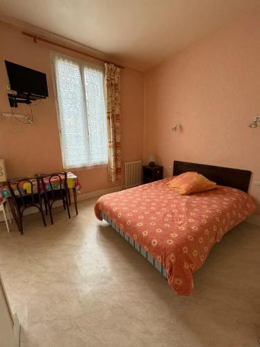 Studio confort à Néris-les-Bains - 18 m² avec jardin