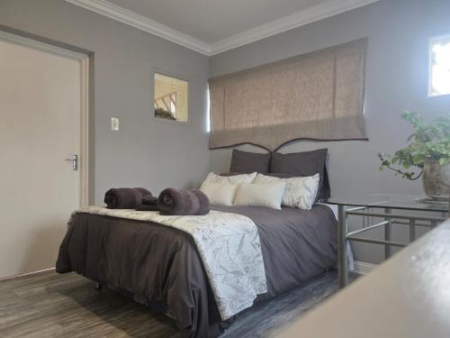 Postel nebo postele na pokoji v ubytování ROOMHeidelberg