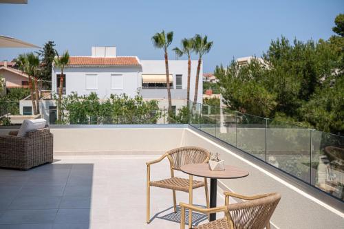 Balkoni atau teres di Villa Thimi - Luxury Family Villa - Private Pool