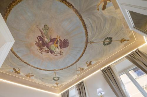 Charming & Spacious Florence Apartment