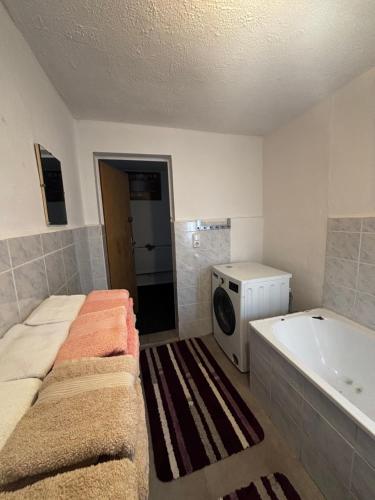 Postel nebo postele na pokoji v ubytování Ferienwohnung Iridam