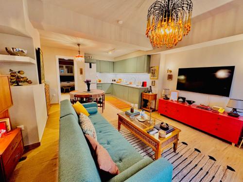70's Vintage Hideaway Appartment