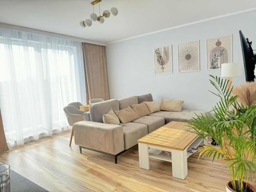 Golden Apartment