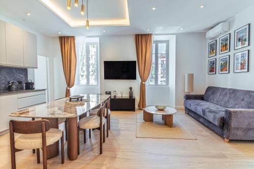 Foto Magnifique appartement - Jacuzzi - Port de Nice 1
