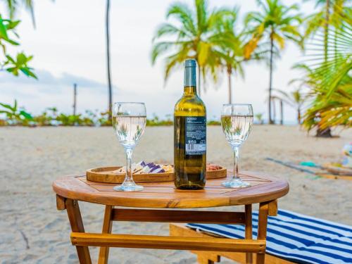 Nápoje v ubytování Suite Premium con jacuzzi y playa cerca al Tayrona