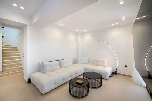 Ethernal Luxury Maisonette-Next to the sea