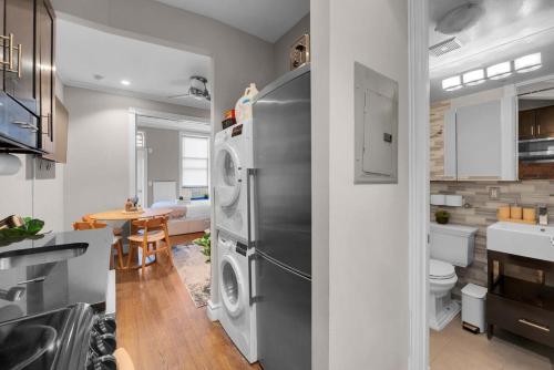 Gallery image of Boutique Style 2BR Haven Sleeps 5 Heart of LES in New York