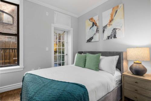 Gallery image of 2BR Lower East Side Family Haven Private Patio in New York