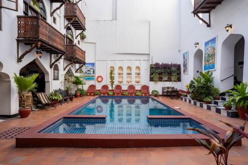 Bassein majutusasutuses Dhow Palace Hotel või selle lähedal