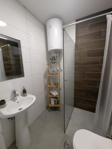Ένα μπάνιο στο Studio Soft Hue