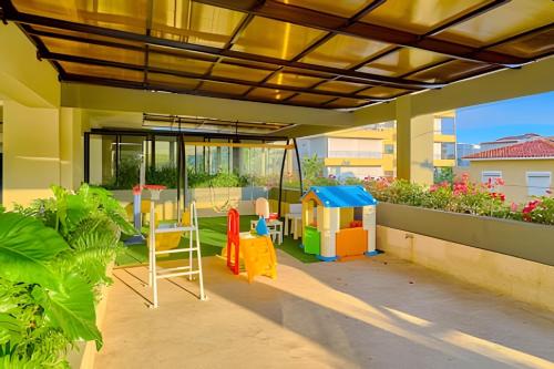 Galeriebild der Unterkunft Costal View Apt. Walkable To Beach & Restaurants in Juan Dolio