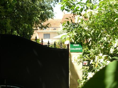 Photo de la galerie de l'établissement Mas Calbret, à Saint-Étienne-du-Grès