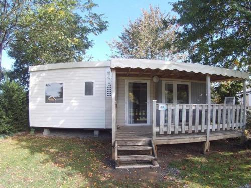 Mobil home 6 pers avec terrasse aux Achards - API-1-52-602