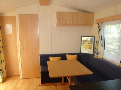 Gallery image of Mobil-home 6 pers avec terrasse à Bormes-les-Mimosas - API-1-52-361 in Bormes-les-Mimosas