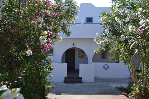 A patio or other outdoor area at Skyros Koxilas Studios