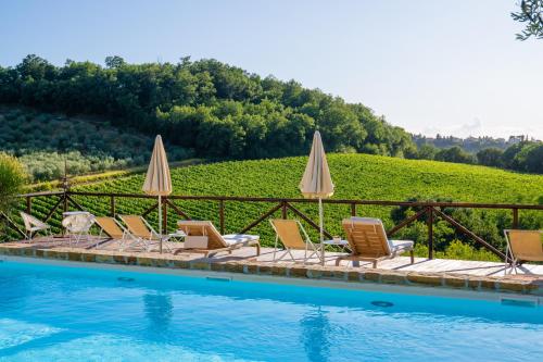 Kolam renang di atau dekat dengan Podere Vergianoni immerso nelChianti con piscina