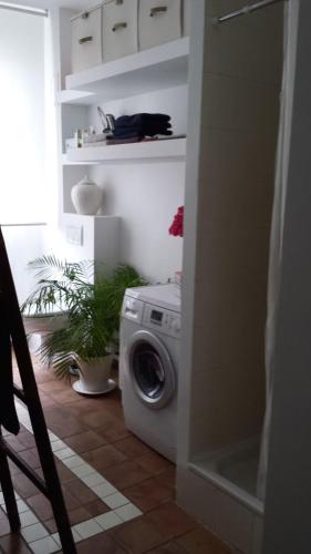 Clarté et charme, chambre spacieuse