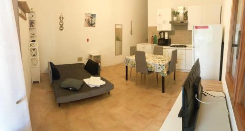 Η κουζίνα ή μικρή κουζίνα στο Two Bedroom deluxe