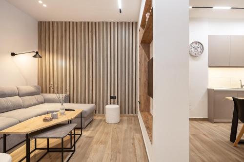 2BR Central Chania, Steps to Koum Kapi & Old Town