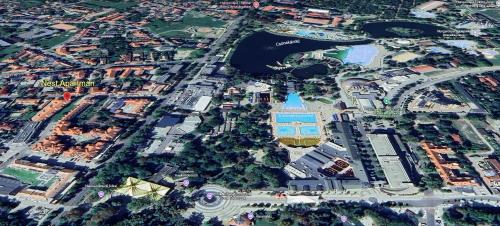 Pemandangan umum bagi Hajdúszoboszló atau pemandangan bandar yang diambil dari apartmen