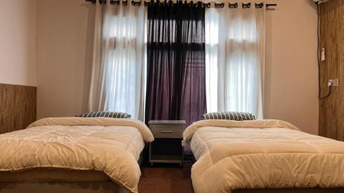 Fotografie z fotogalerie ubytování Horizon inn v destinaci Péšávar