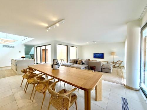 Salgados Premium Beach Villa 4 Suites
