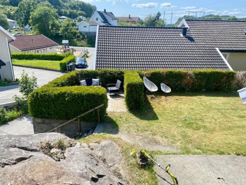 En have udenfor Apartment Mandal