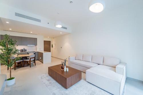 Η κουζίνα ή μικρή κουζίνα στο New 1BR Burj view- Infinity Pool - Dubai Mall