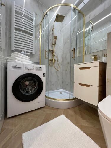Ένα μπάνιο στο Apartament EROS II
